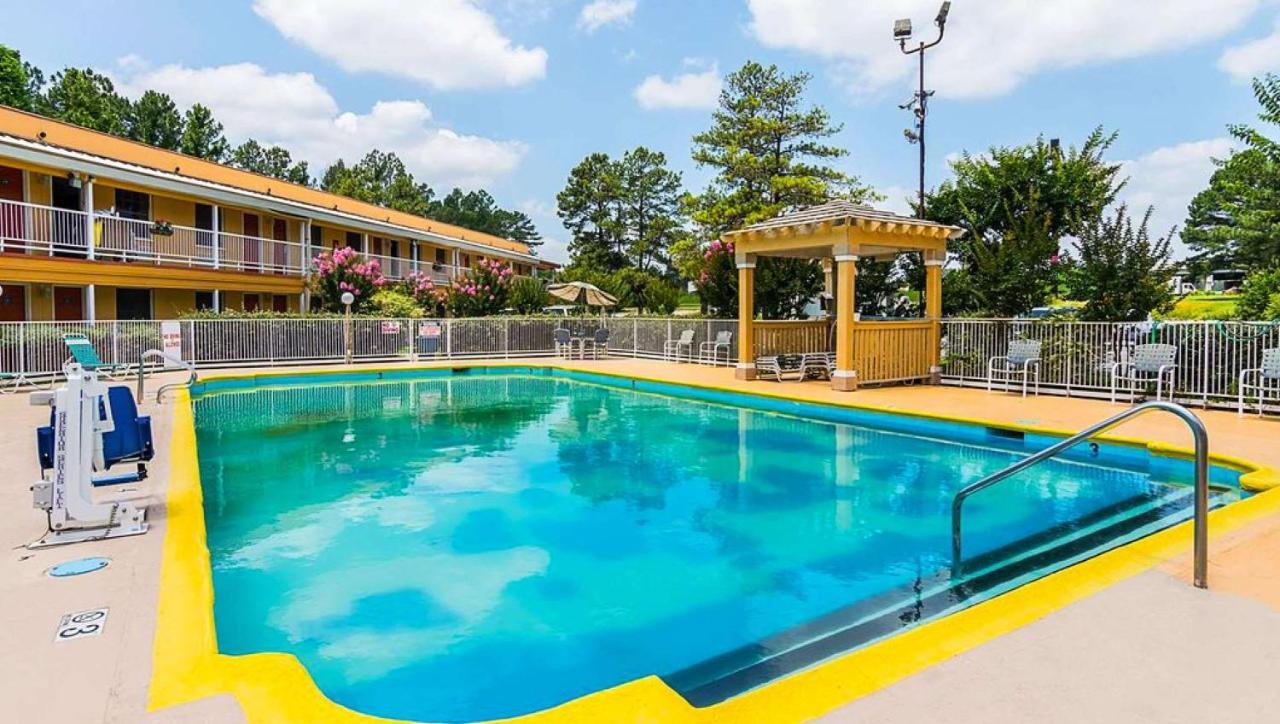 Magnuson Hotel Little Rock South מראה חיצוני תמונה