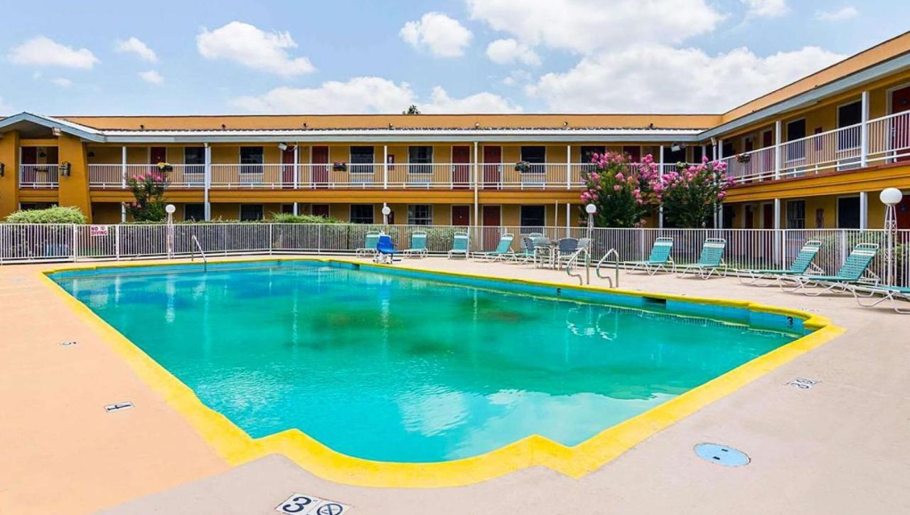 Magnuson Hotel Little Rock South מראה חיצוני תמונה
